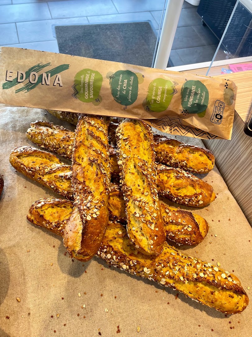 Le Fournil de la Plaine Café Boulangerie · Photos 8